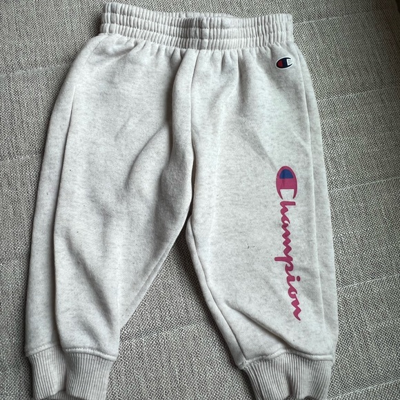 Champion Kids Light Gray Sweatshirt and Joggers Set - Picture 4 of 5